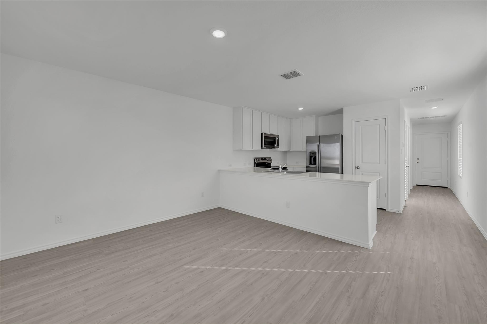 309 Marty Allen Loop, Jarrell, TX 76537