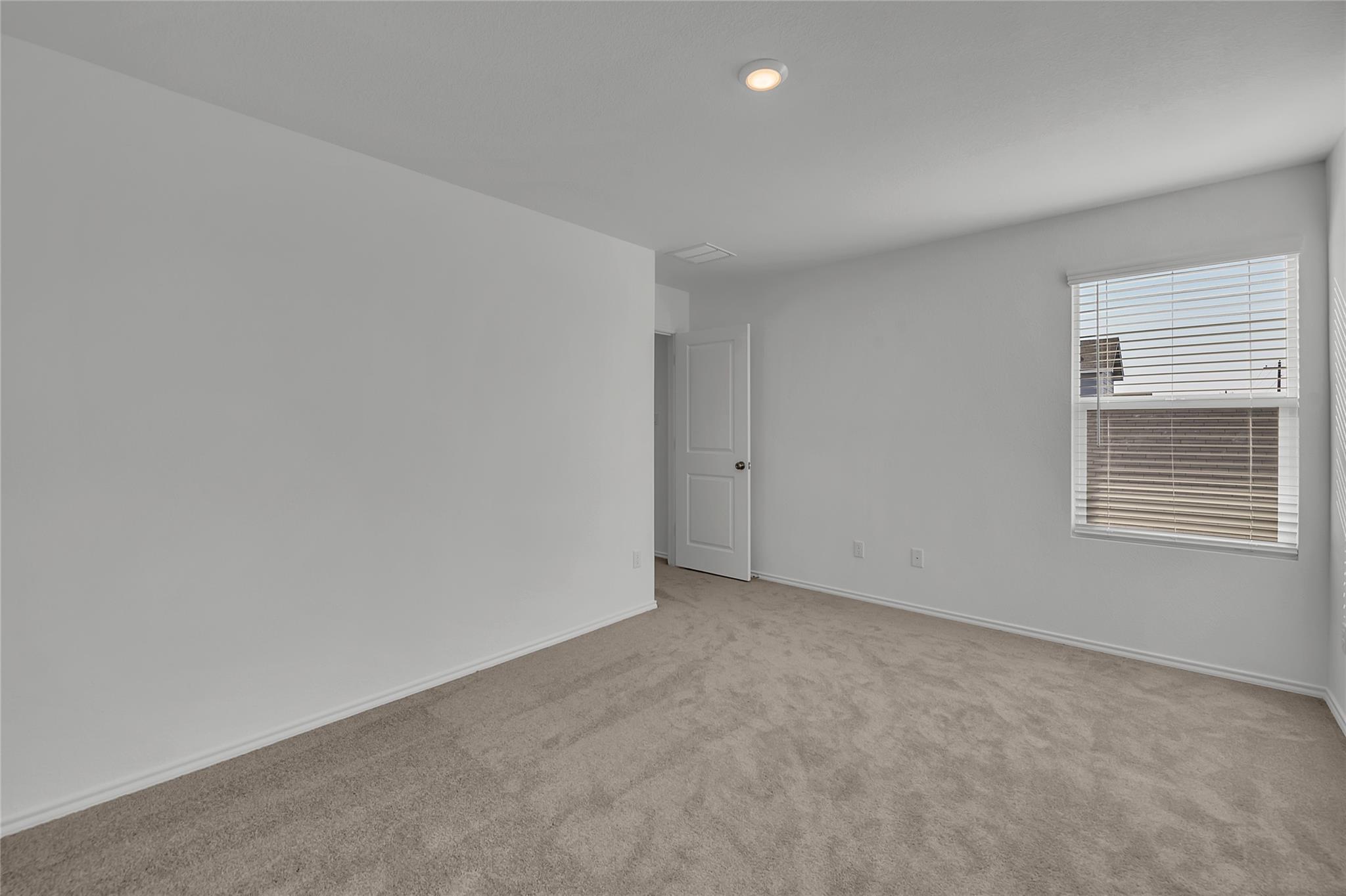 309 Marty Allen Loop, Jarrell, TX 76537