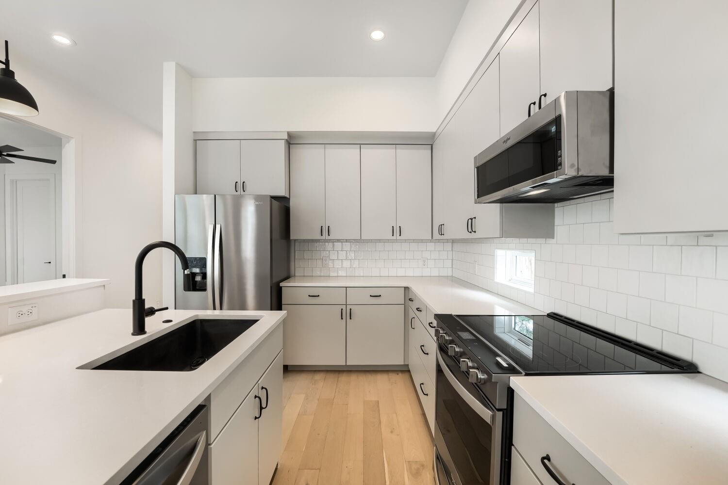 3204 Overcup Oak Dr # B, Austin, TX 78704