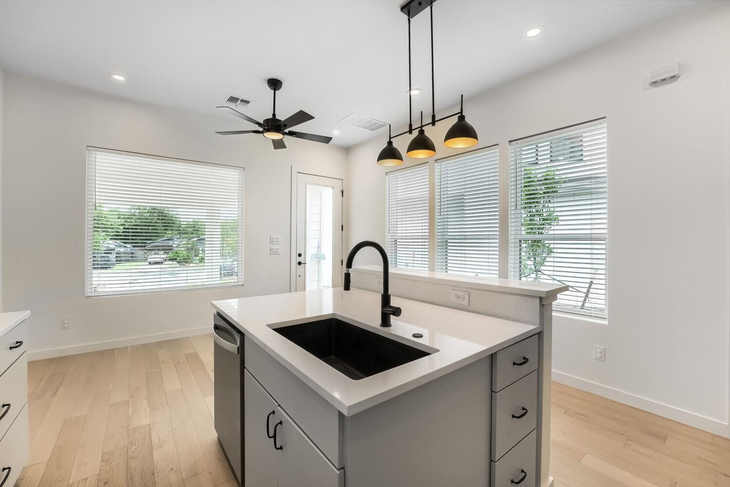 3204 Overcup Oak Dr # B, Austin, TX 78704