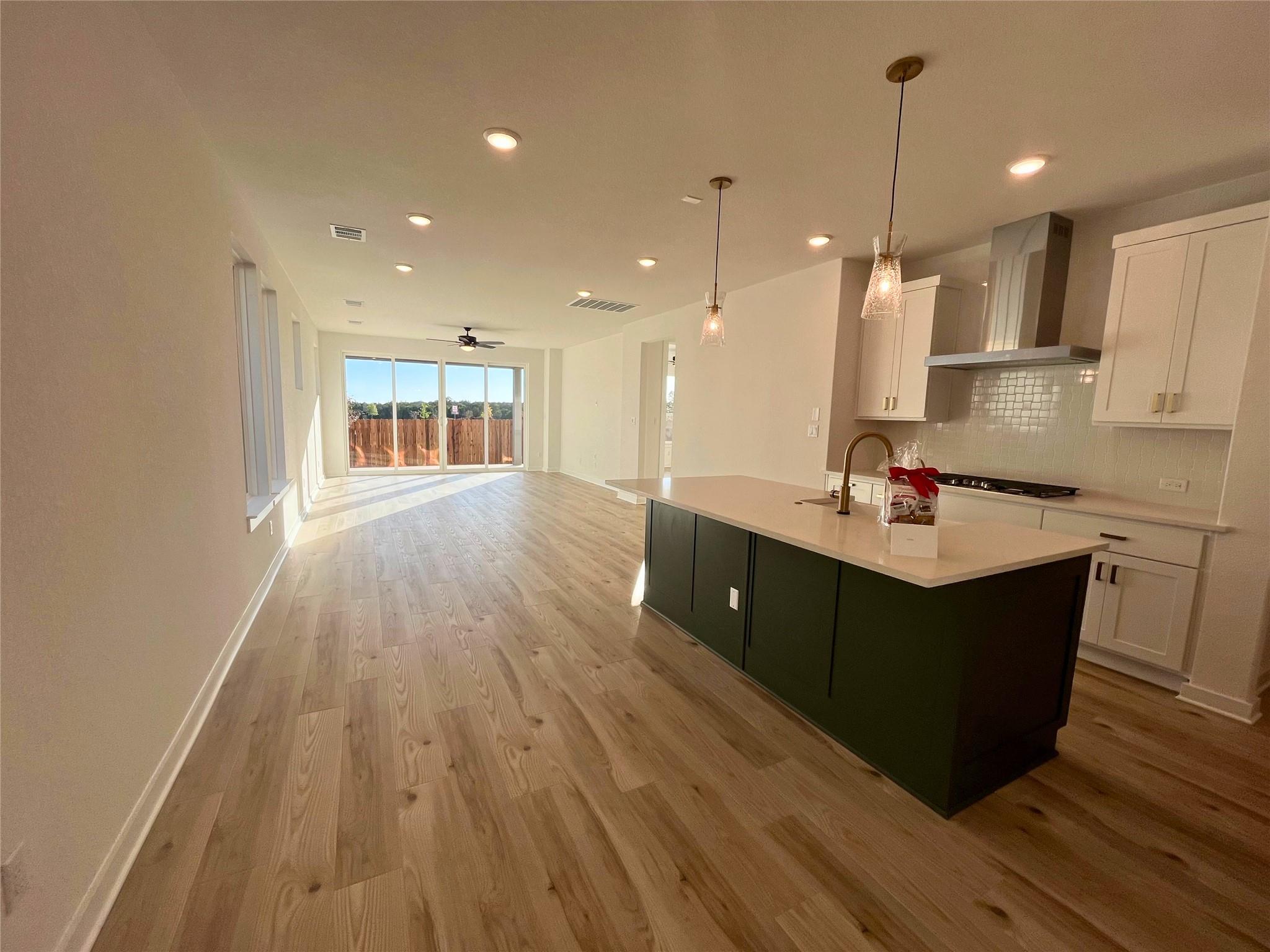 401 Darley Oak Dr, Dripping Springs, TX 78620