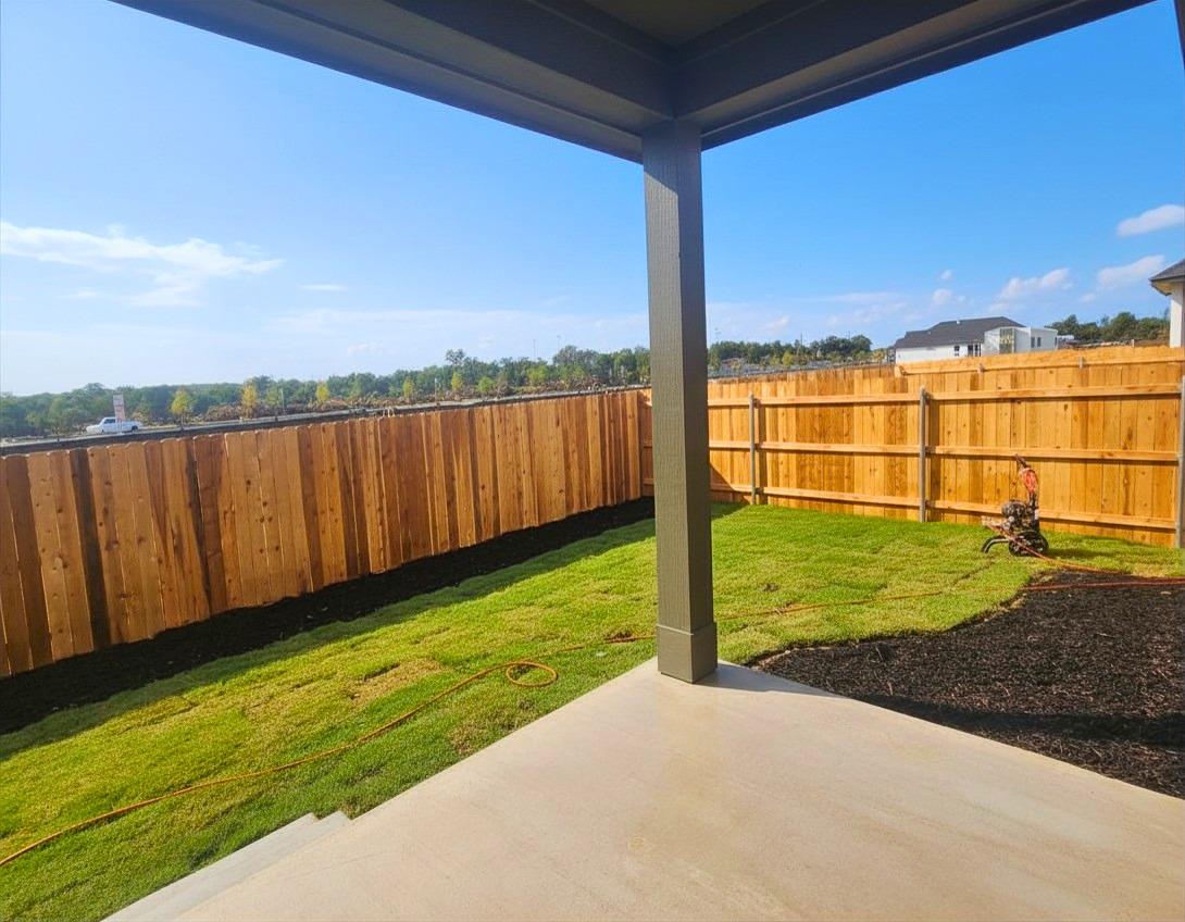 401 Darley Oak Dr, Dripping Springs, TX 78620