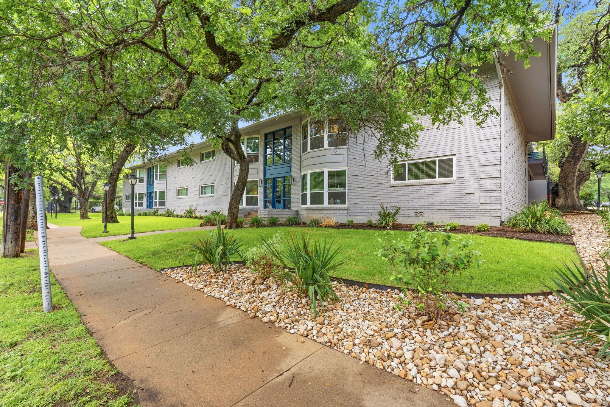 1210 Windsor Rd # 104, Austin, TX 78703