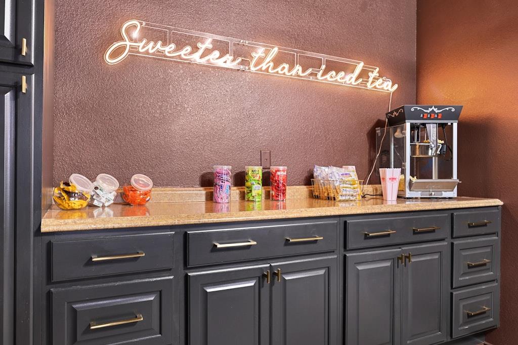 1605 Greyson Dr, Round Rock, TX 78664