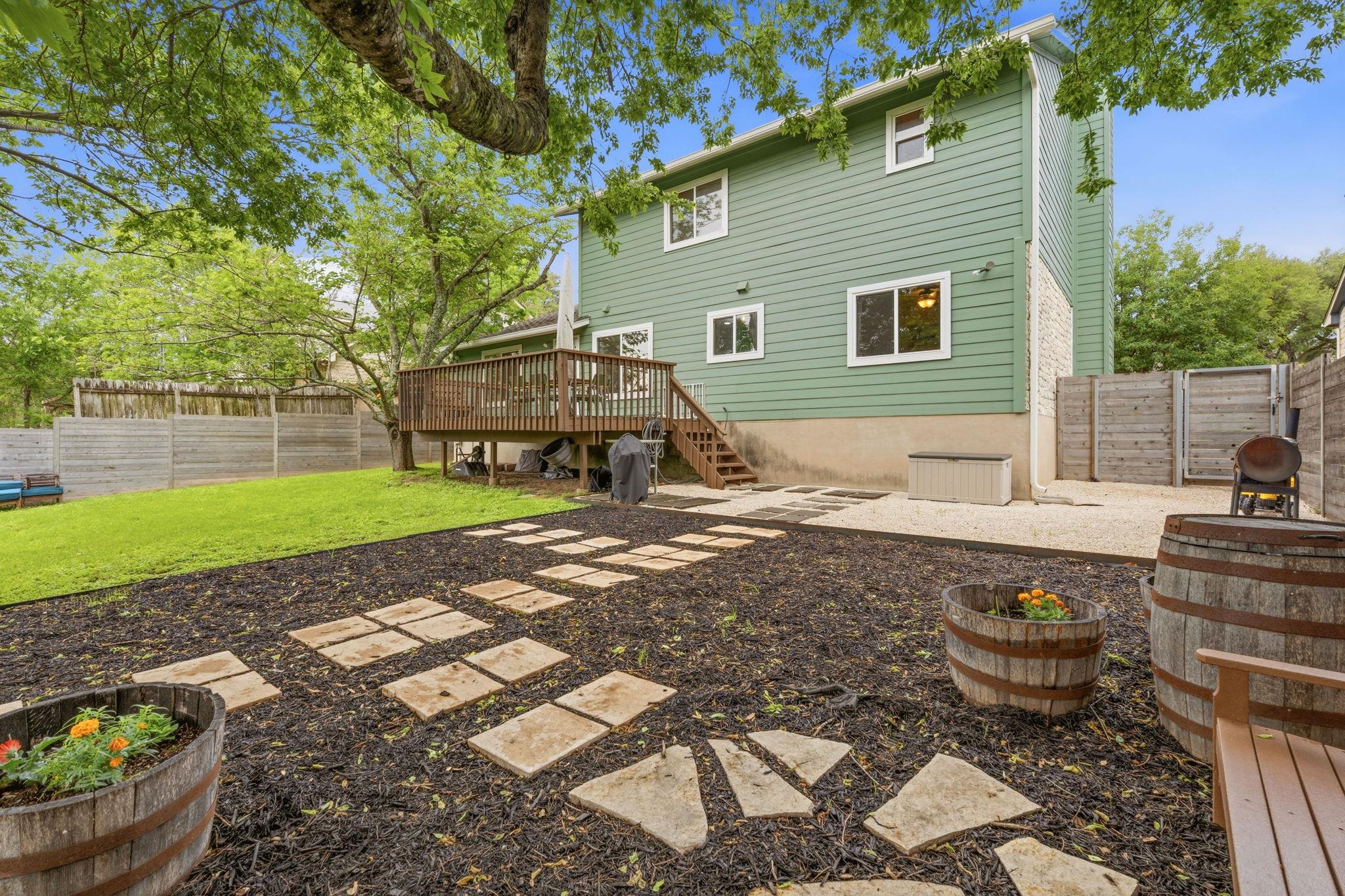 12029 Lincolnshire Dr, Austin, TX 78758