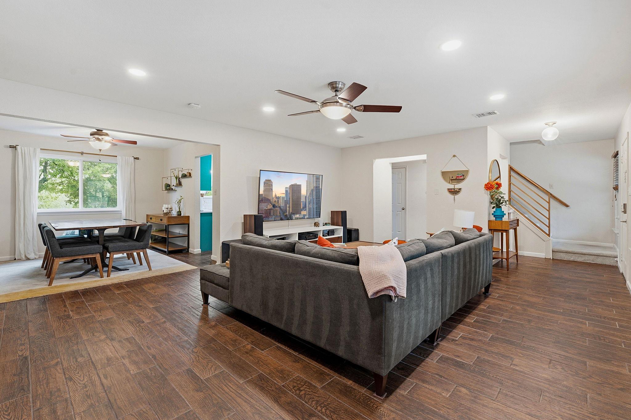 12029 Lincolnshire Dr, Austin, TX 78758