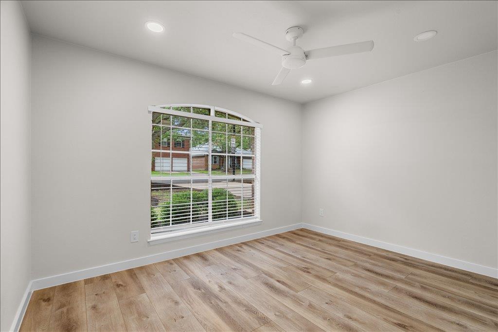 6437 Old Harbor Ln, Austin, TX 78739
