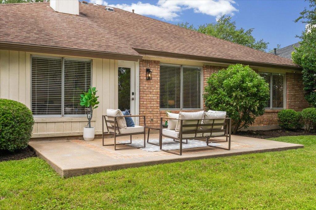 6437 Old Harbor Ln, Austin, TX 78739
