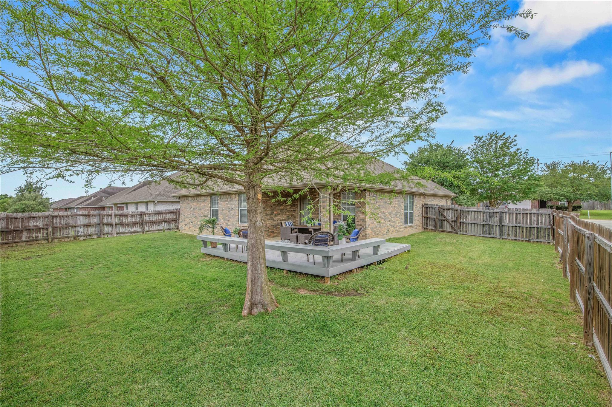 1014 Bougainvillea St, College Station, TX 77845