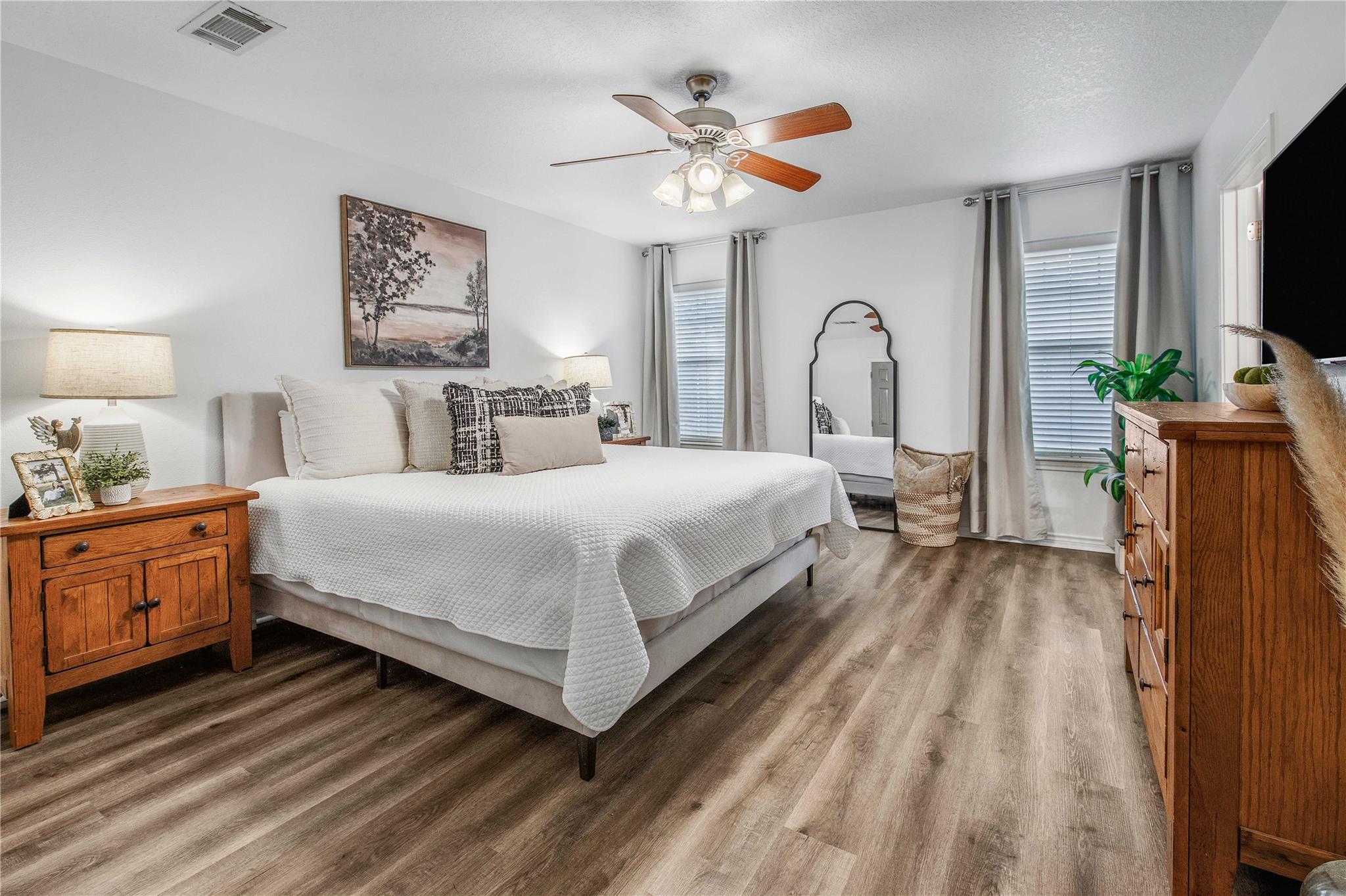 1014 Bougainvillea St, College Station, TX 77845