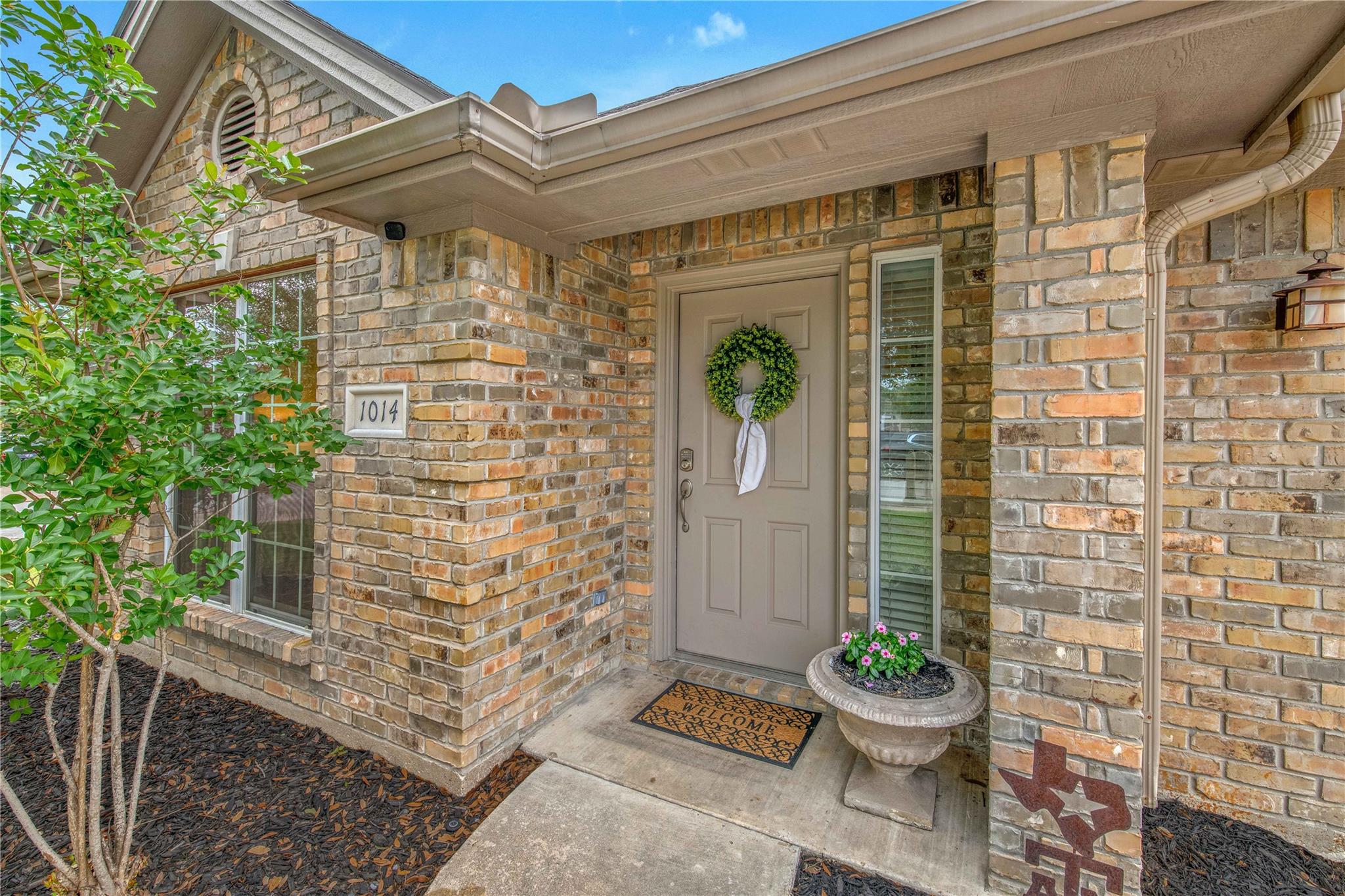 1014 Bougainvillea St, College Station, TX 77845