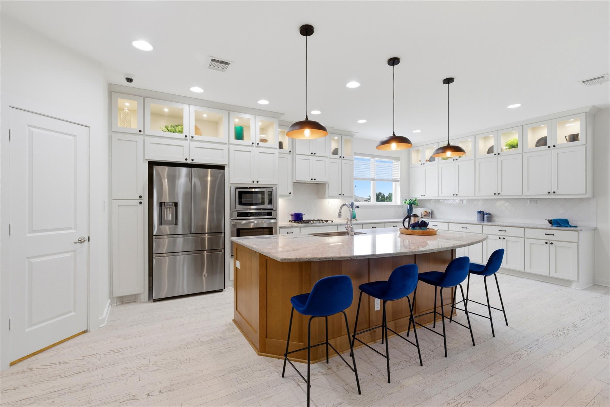 Liberty Hill, TX 78642