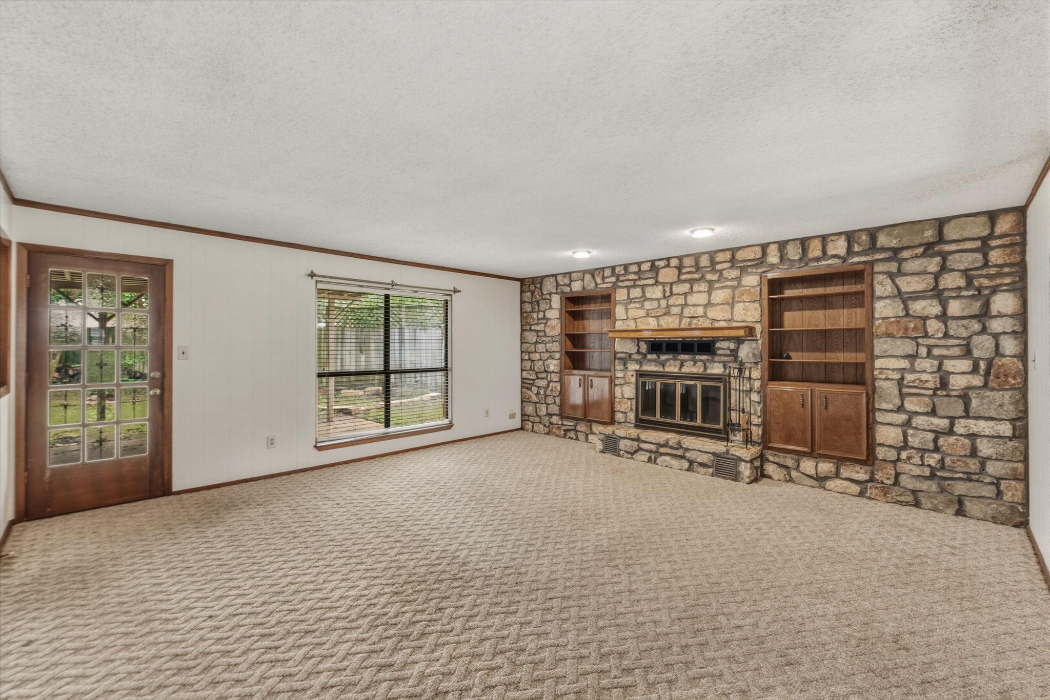 1303 Creekview Dr, Round Rock, TX 78681