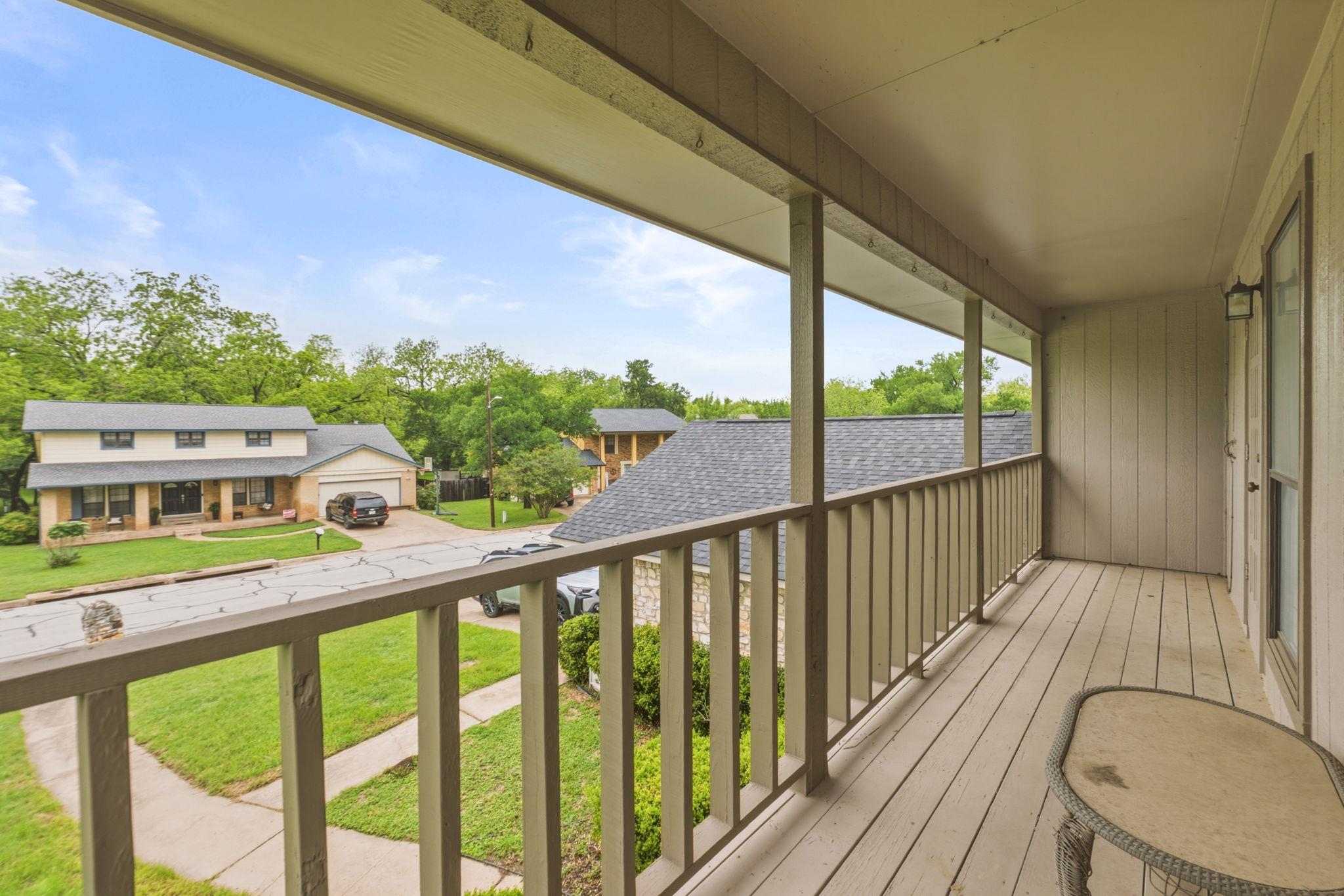 1303 Creekview Dr, Round Rock, TX 78681