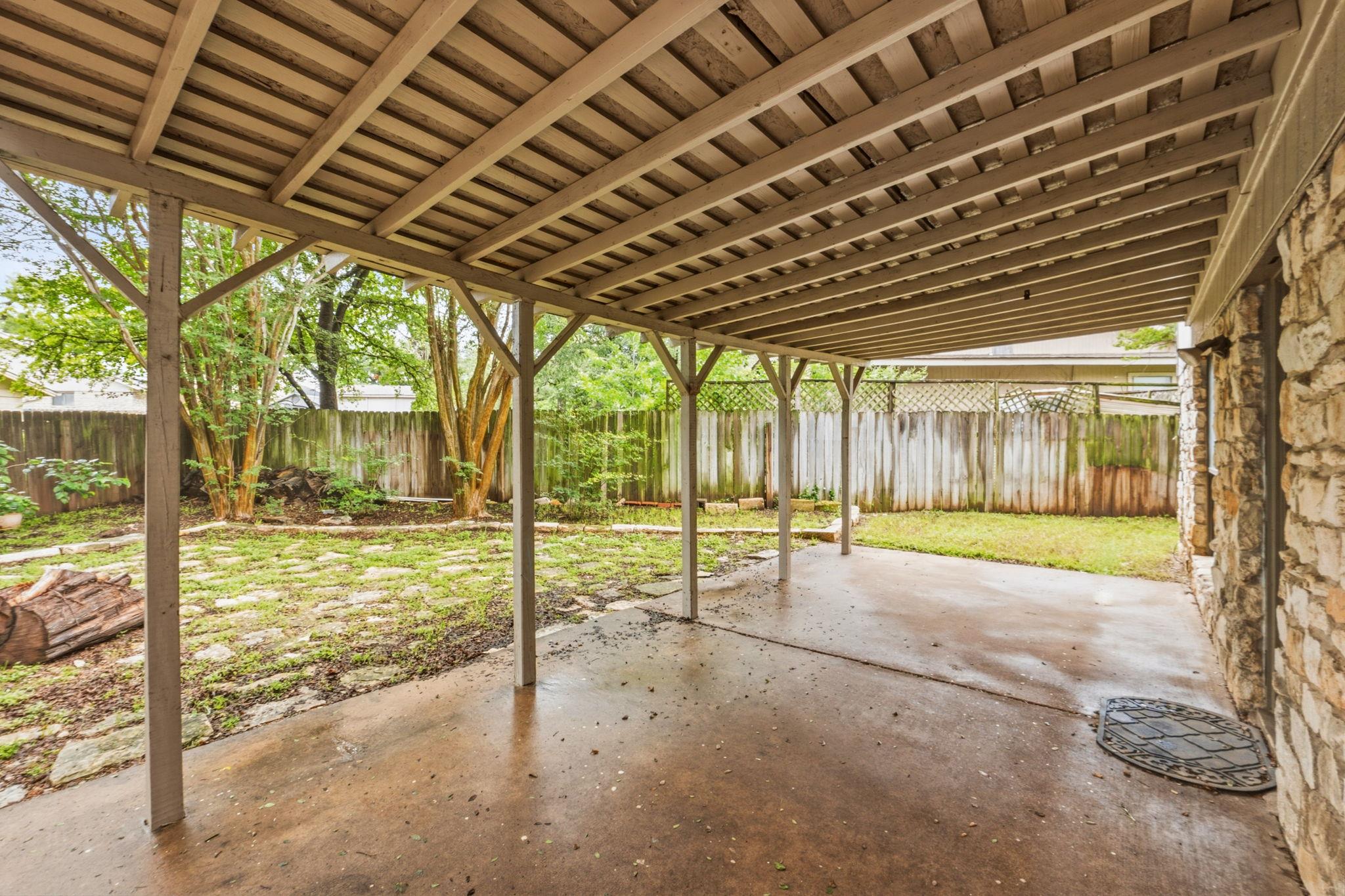 1303 Creekview Dr, Round Rock, TX 78681