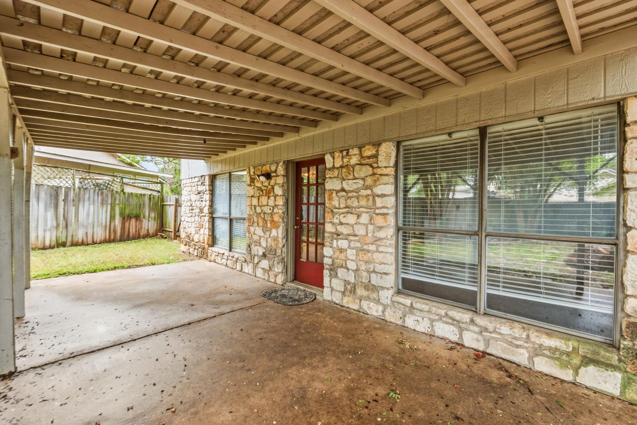 1303 Creekview Dr, Round Rock, TX 78681