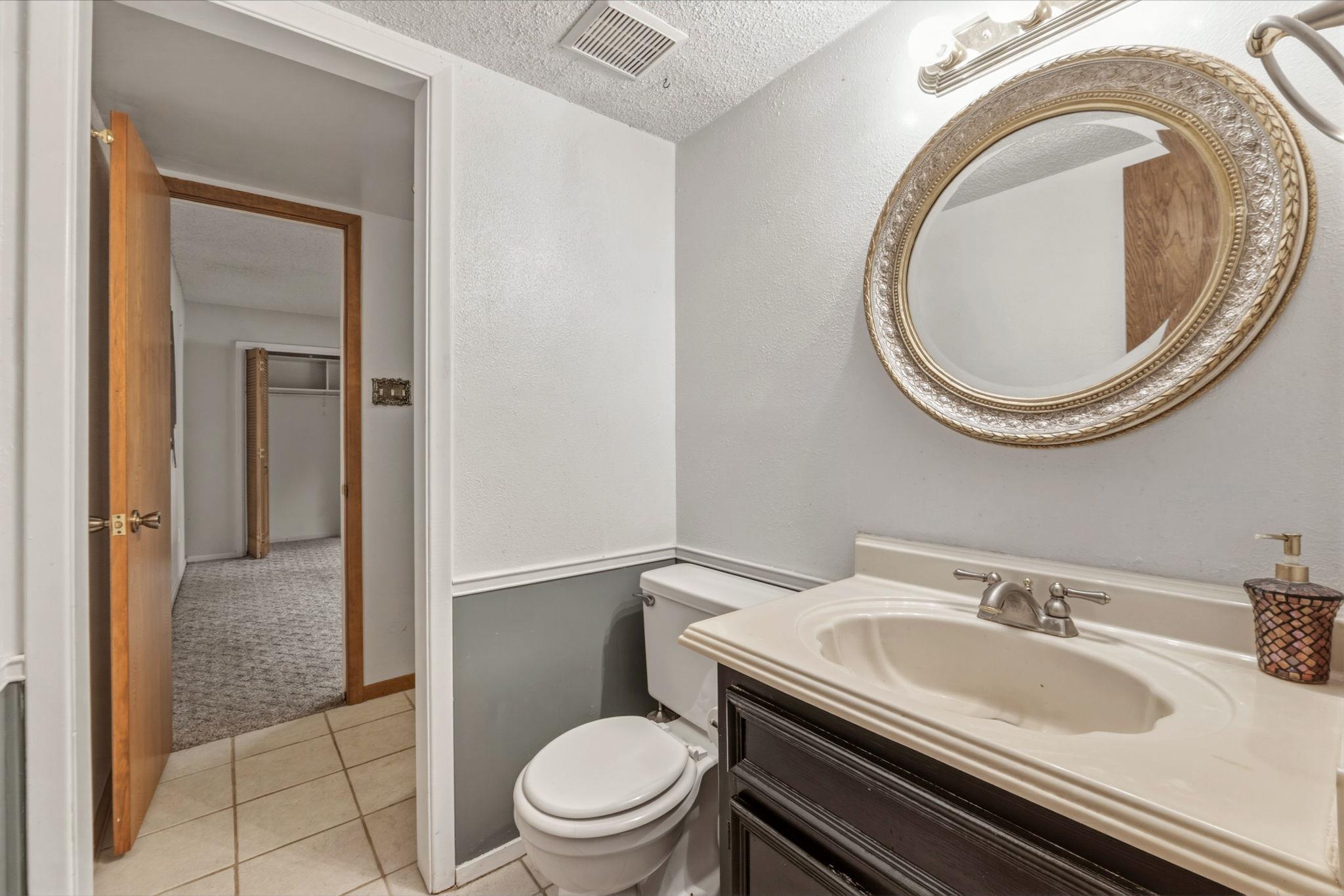 1303 Creekview Dr, Round Rock, TX 78681