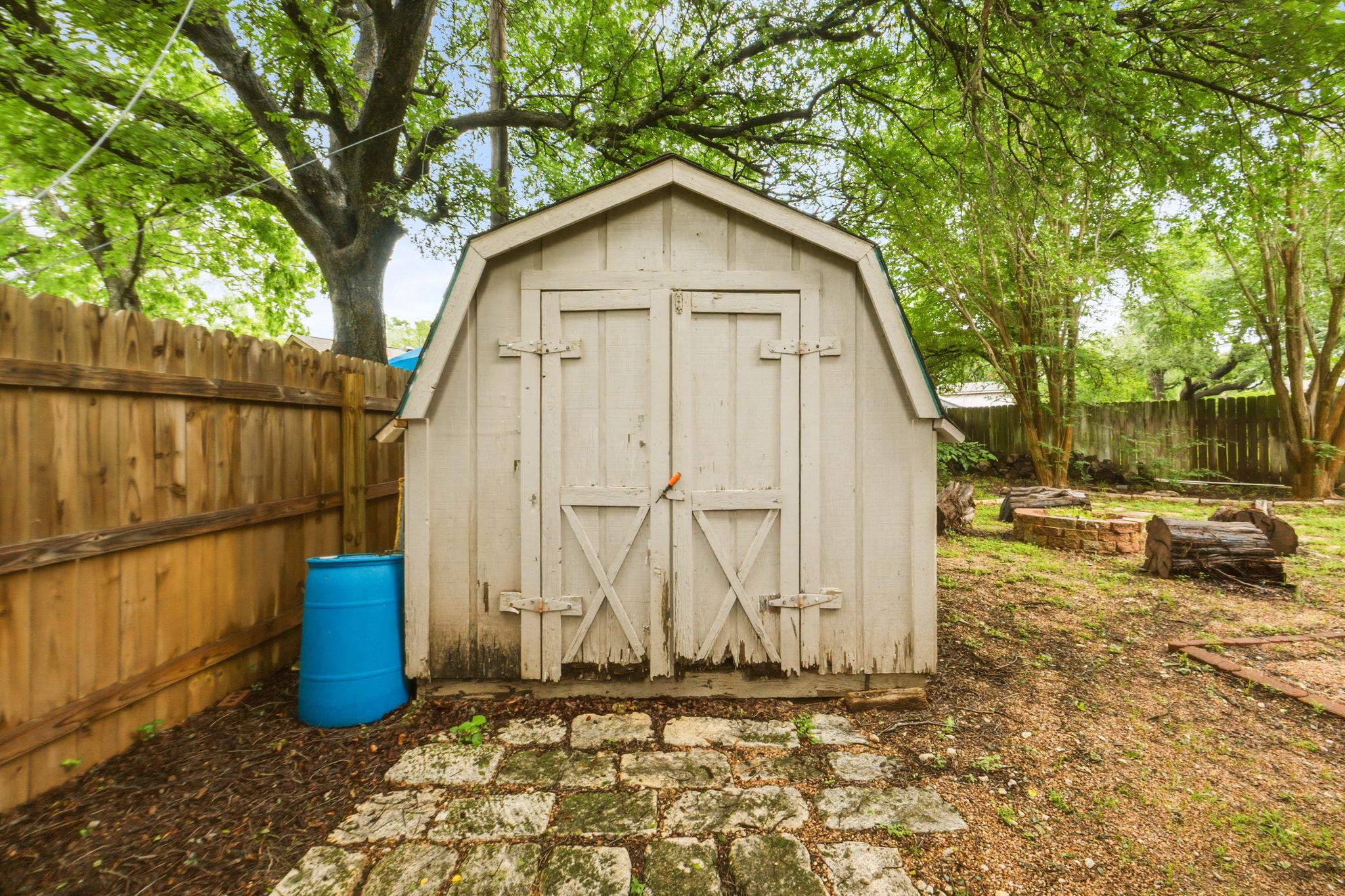 1303 Creekview Dr, Round Rock, TX 78681