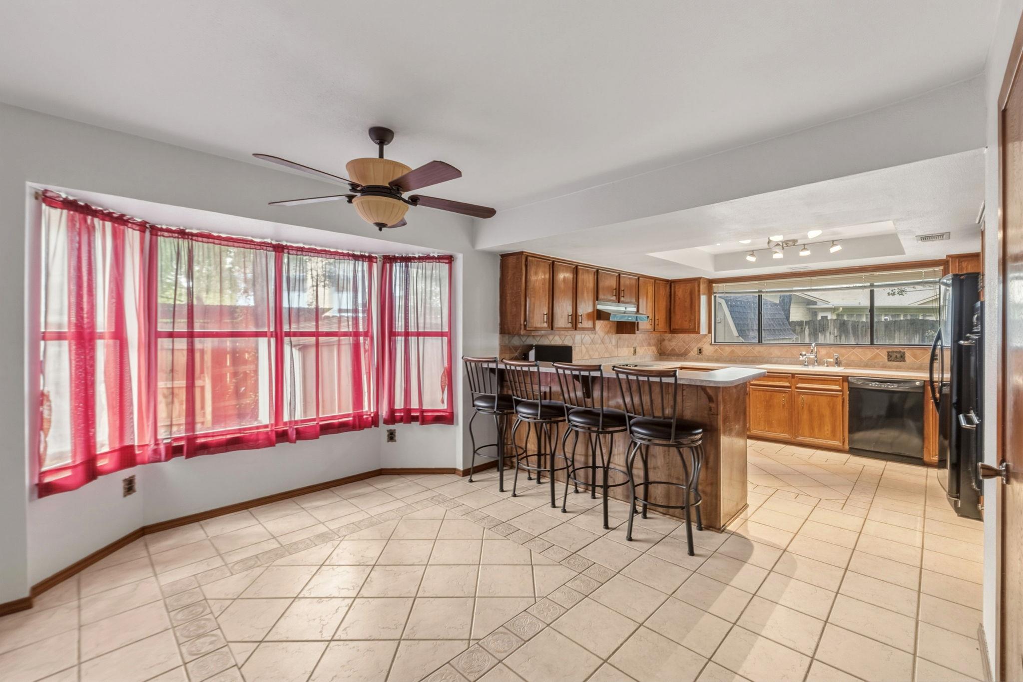 1303 Creekview Dr, Round Rock, TX 78681