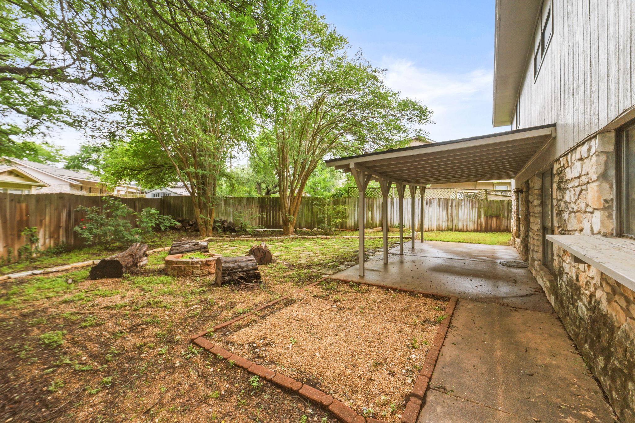 1303 Creekview Dr, Round Rock, TX 78681