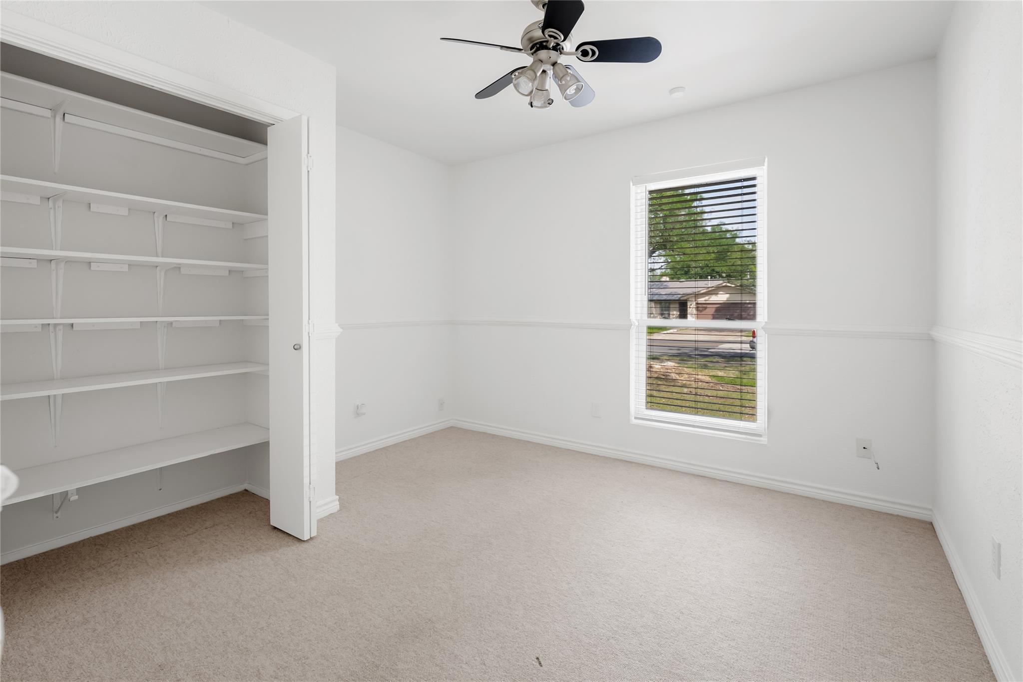 8306 SEMINARY RIDGE Dr, Austin, TX 78745