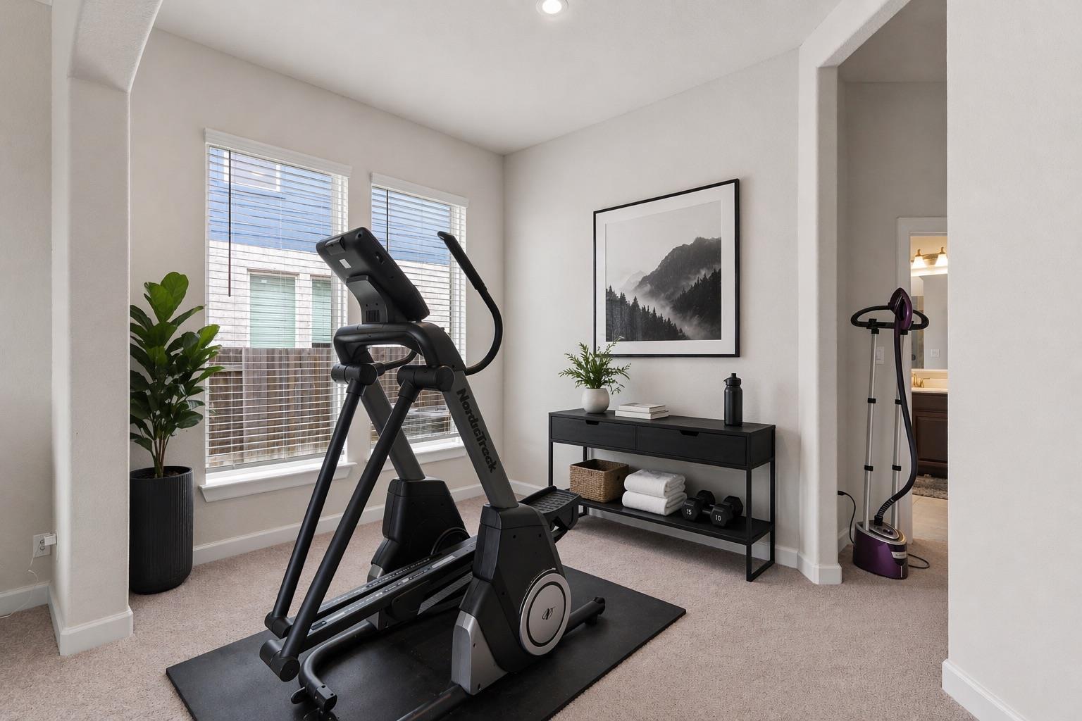 130 Wild Pecan Loop, Buda, TX 78610