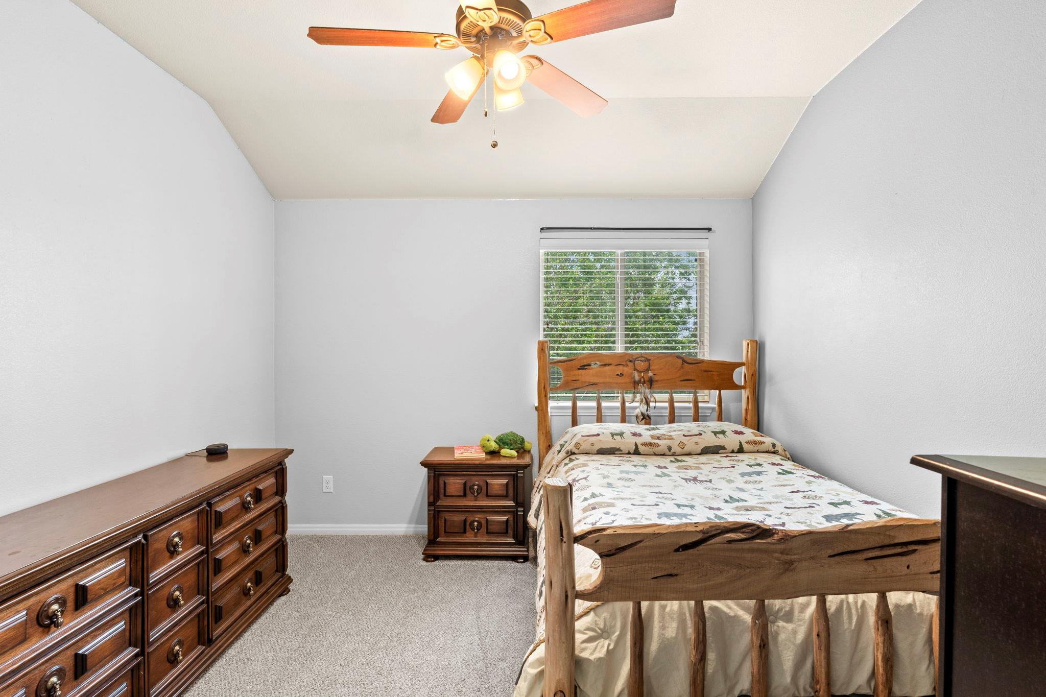 227 Sandstone Trl, Buda, TX 78610