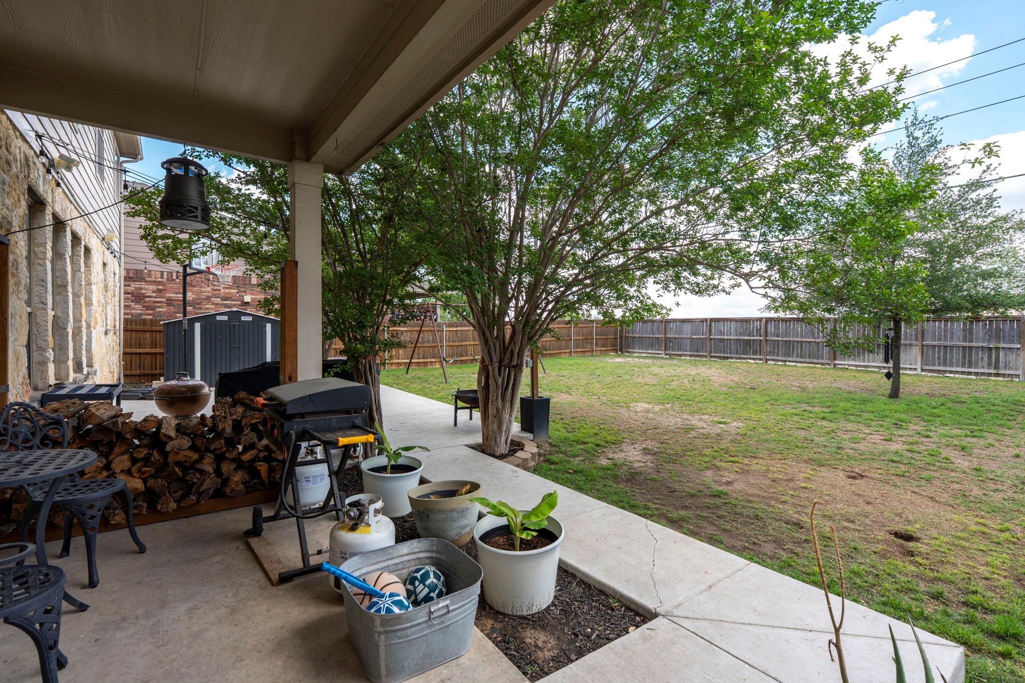 227 Sandstone Trl, Buda, TX 78610