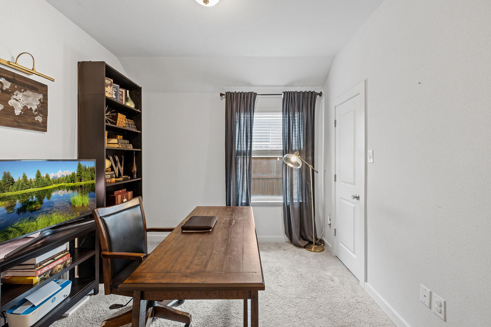 126 KNOTS LNDG, Kyle, TX 78640