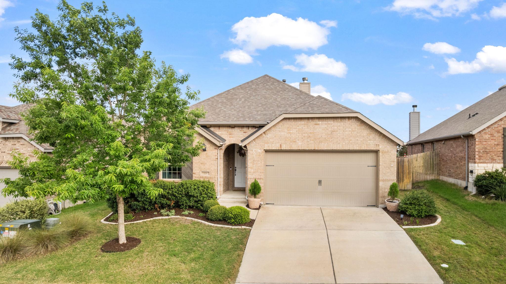 126 KNOTS LNDG, Kyle, TX 78640