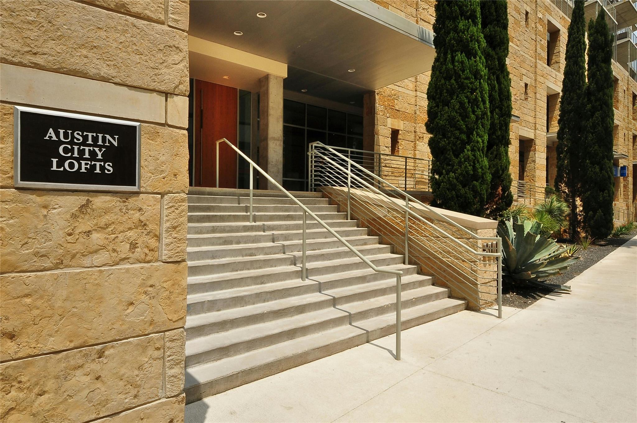 800 W 5th St # 501, Austin, TX 78703