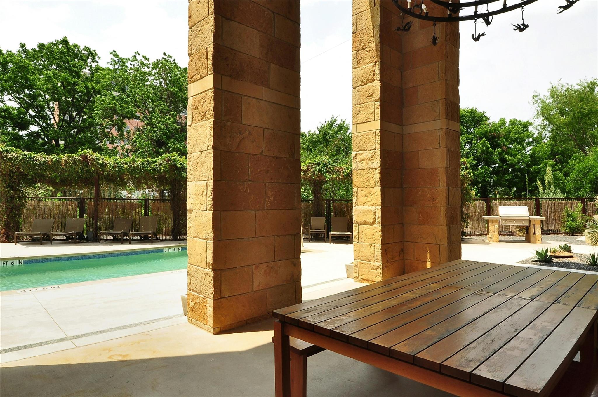 800 W 5th St # 501, Austin, TX 78703