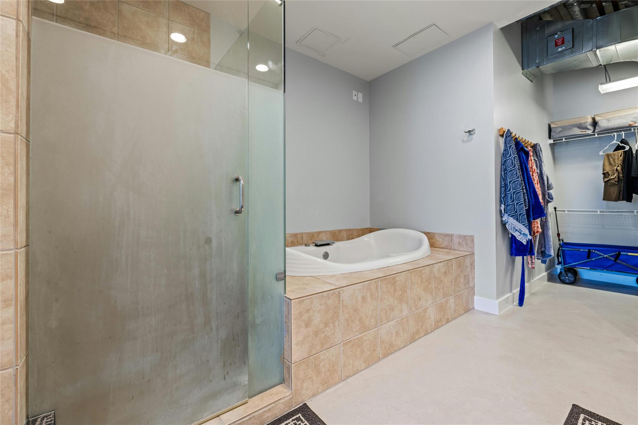 800 W 5th St # 501, Austin, TX 78703