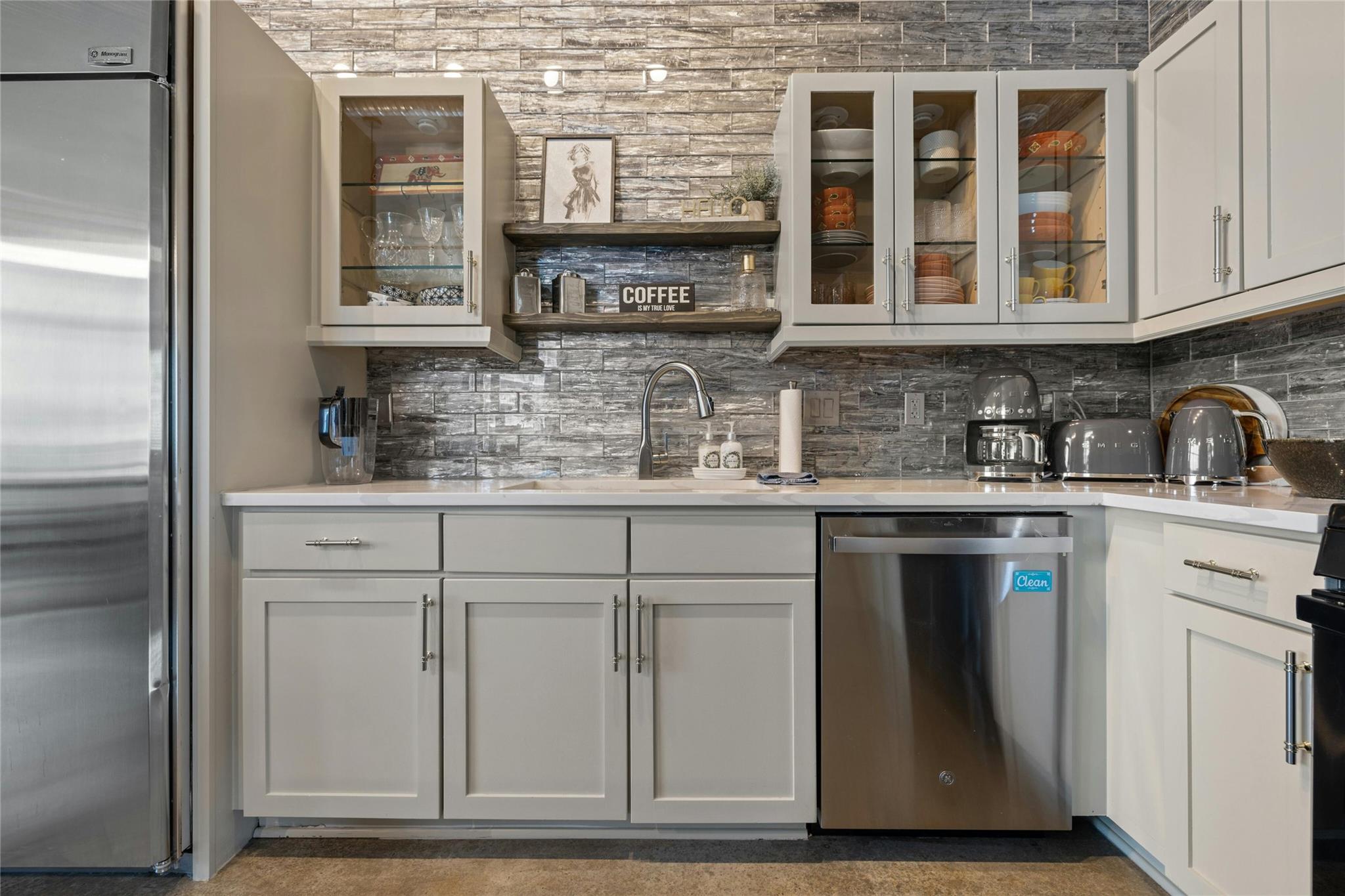 800 W 5th St # 501, Austin, TX 78703