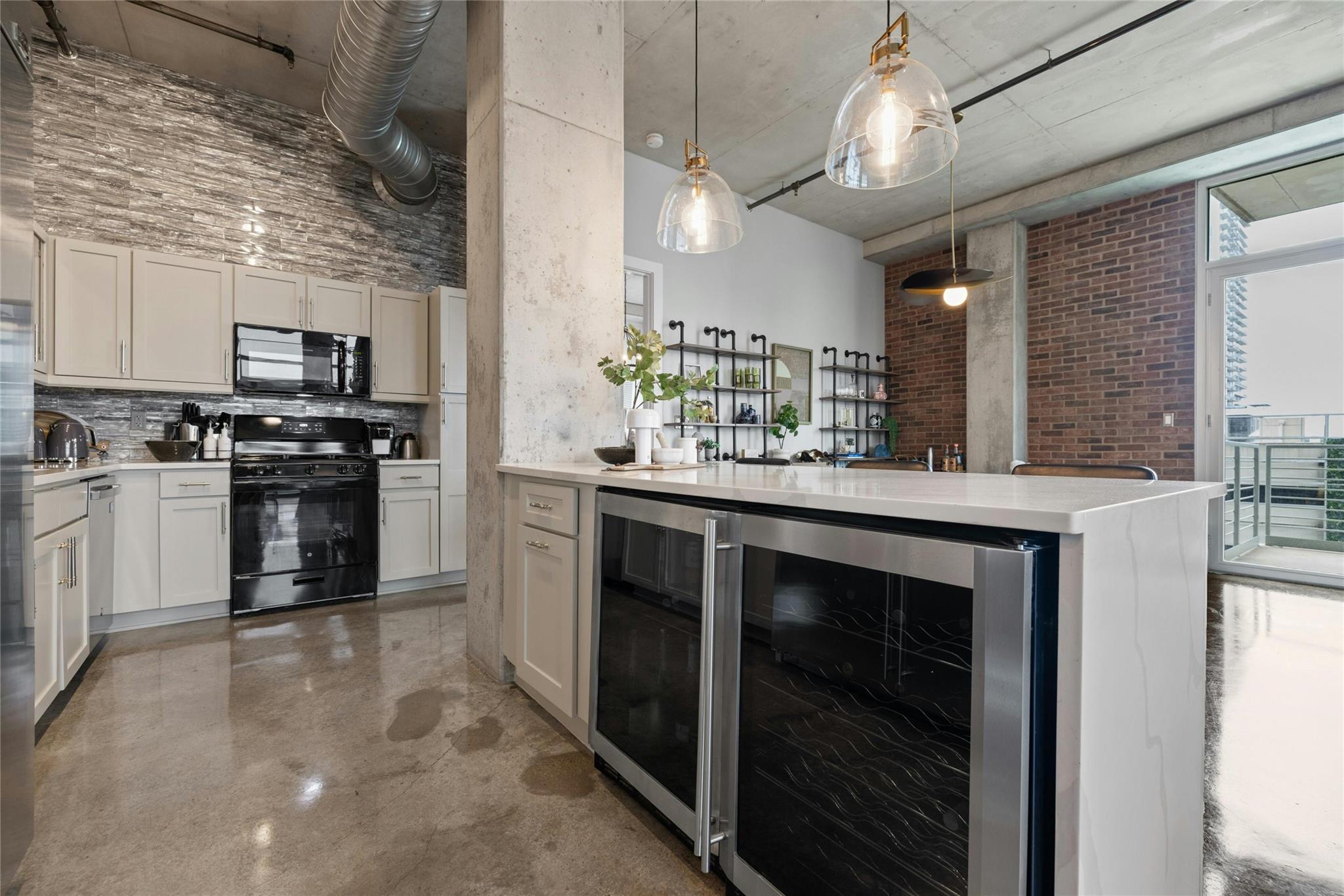 800 W 5th St # 501, Austin, TX 78703