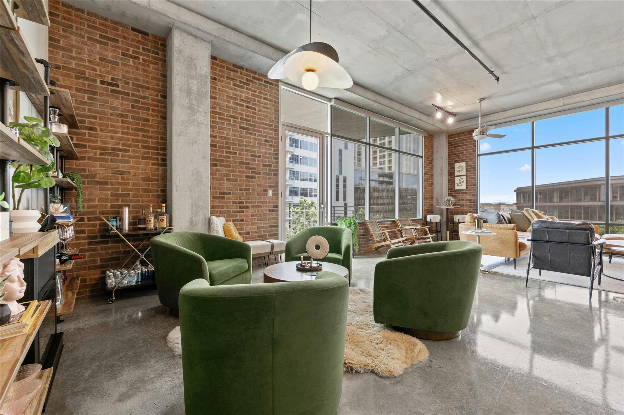 800 W 5th St # 501, Austin, TX 78703