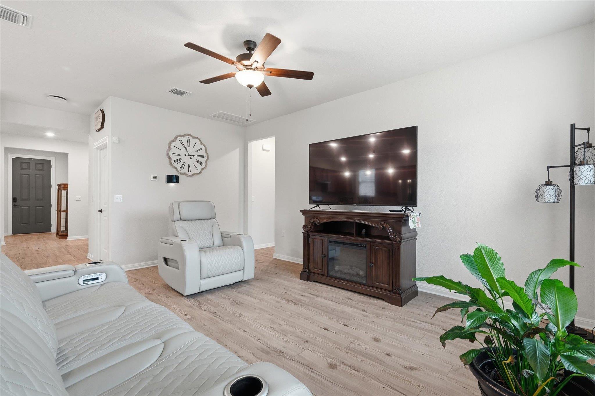 113 Lafayette St, Georgetown, TX 78633