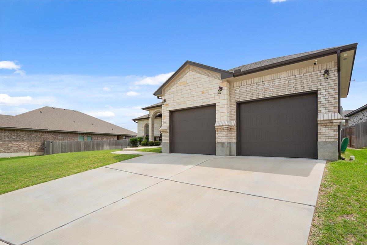 8302 Ginny Ln, Killeen, TX 76542