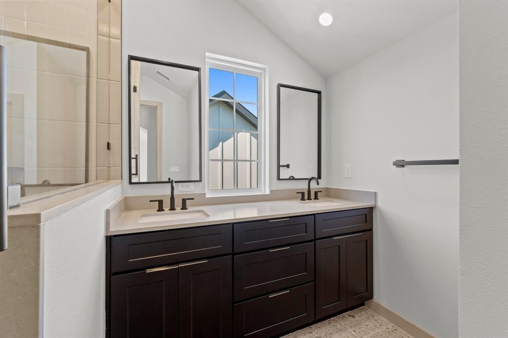 1736 Bunche Rd # Building 1, Austin, TX 78721