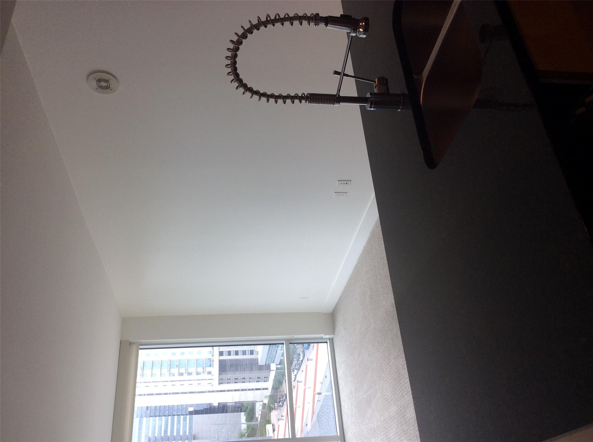 300 Bowie St # 902, Austin, TX 78703