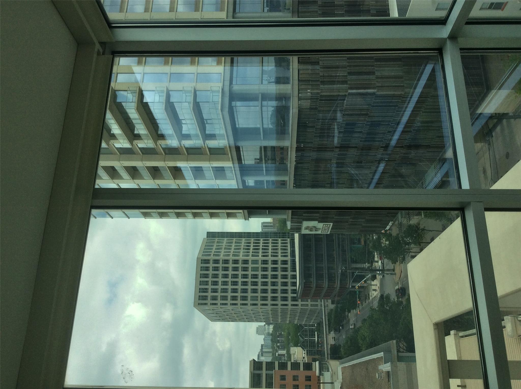 300 Bowie St # 902, Austin, TX 78703