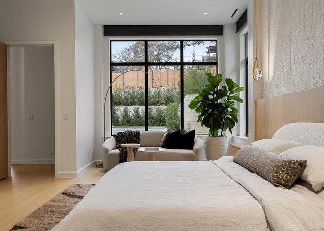 208 Ashworth Dr, Austin, TX 78746