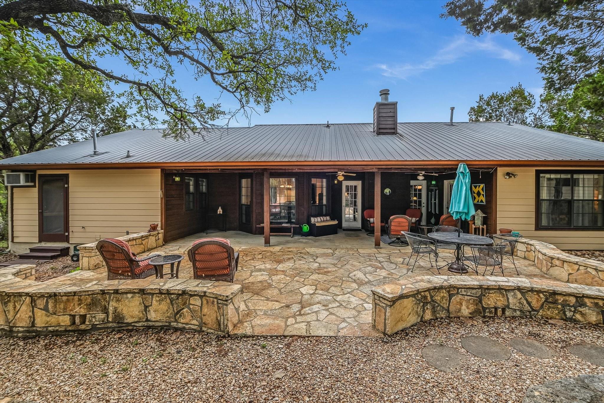 106 Freedom Dr, Wimberley, TX 78676