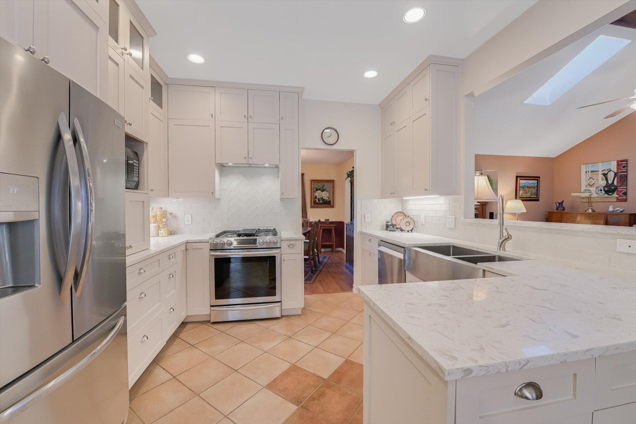 106 Freedom Dr, Wimberley, TX 78676