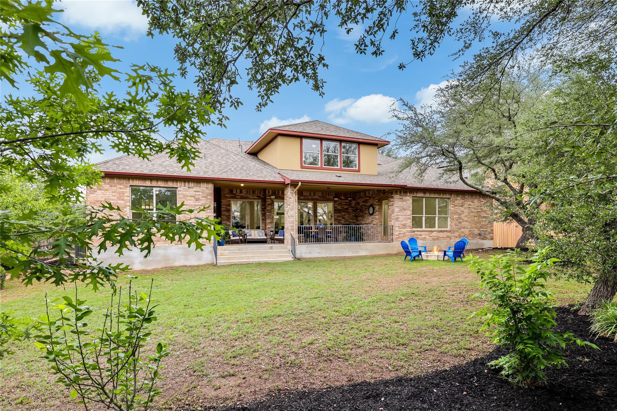 147 Bradshaw Dr, Austin, TX 78737