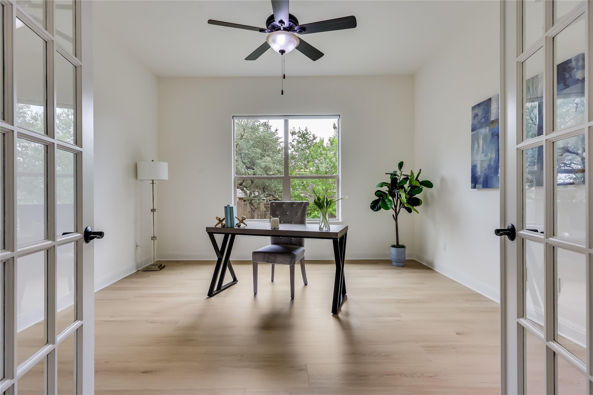 147 Bradshaw Dr, Austin, TX 78737