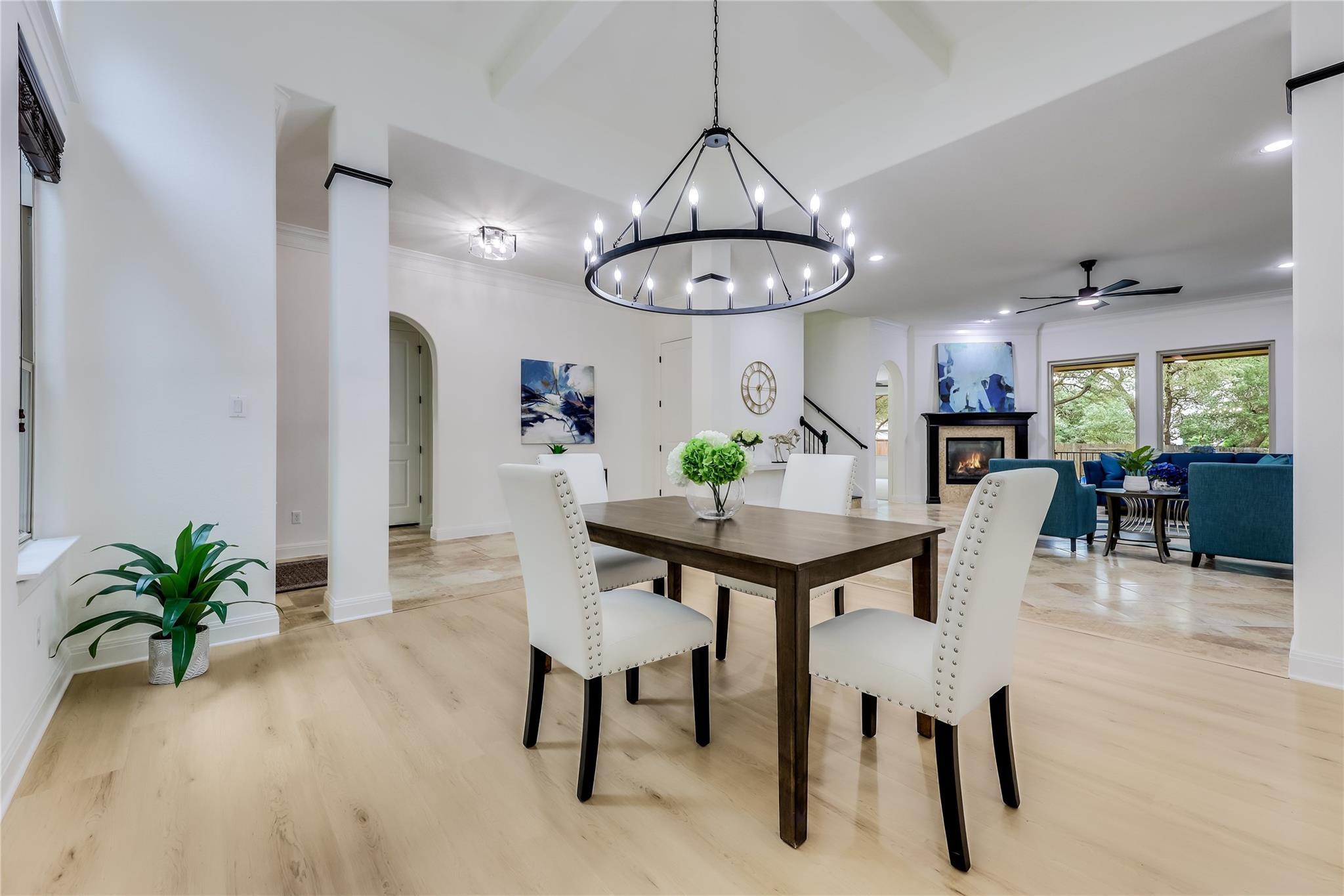 147 Bradshaw Dr, Austin, TX 78737