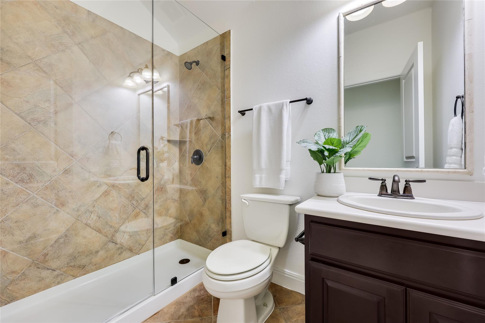147 Bradshaw Dr, Austin, TX 78737