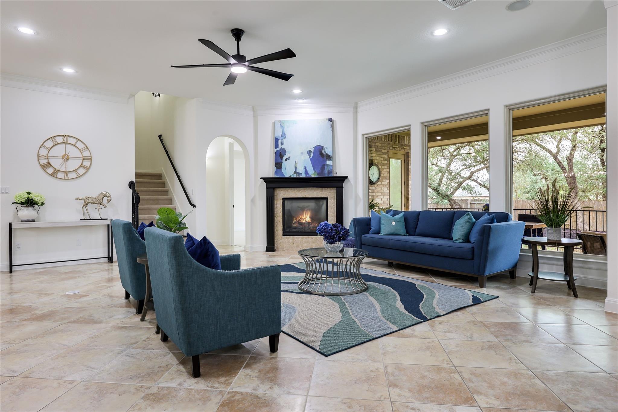 147 Bradshaw Dr, Austin, TX 78737