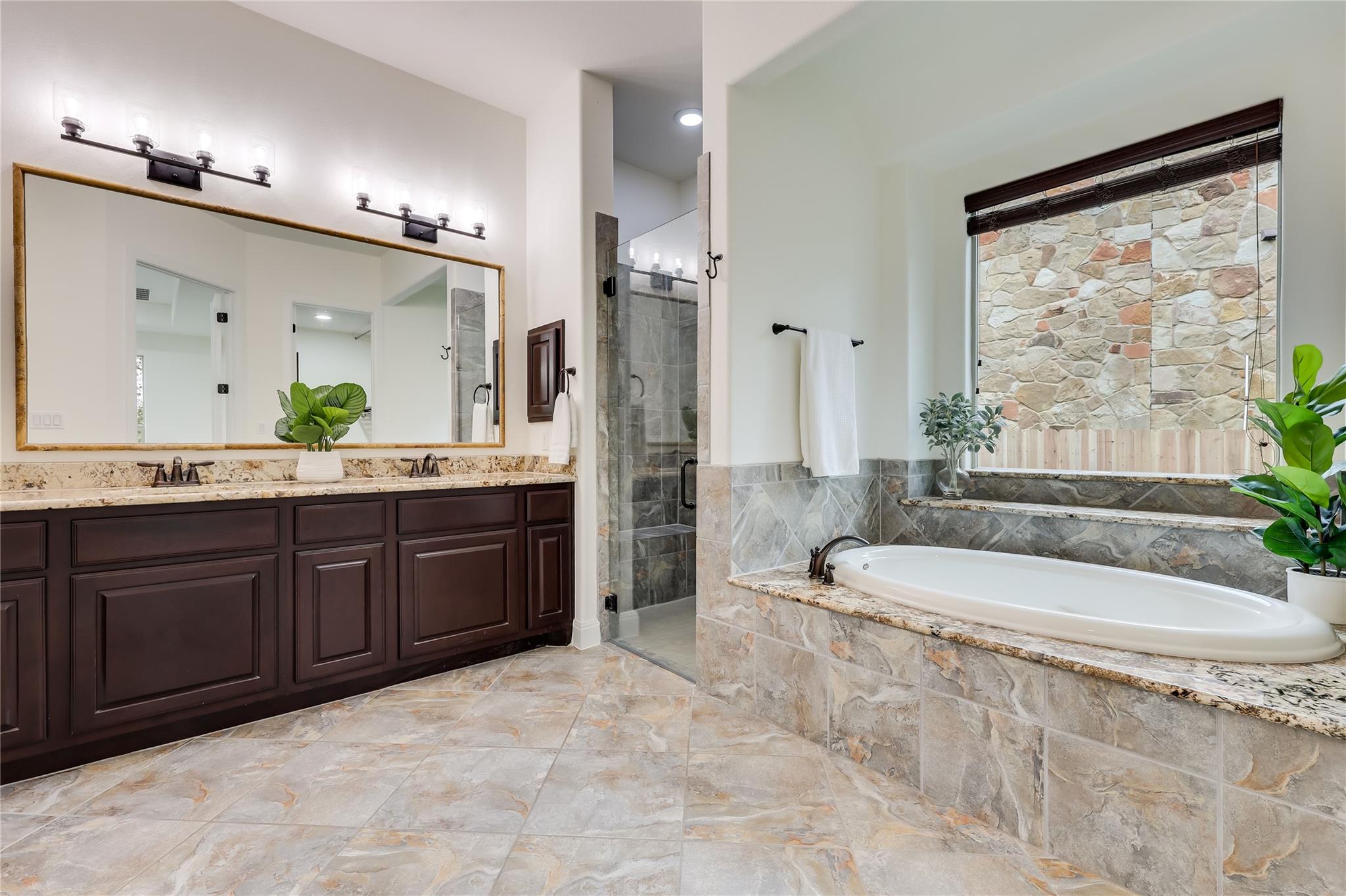 147 Bradshaw Dr, Austin, TX 78737